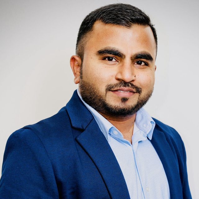 Portrait of Abdul Rafeeque Kalliattu, founder of Social Wall Street